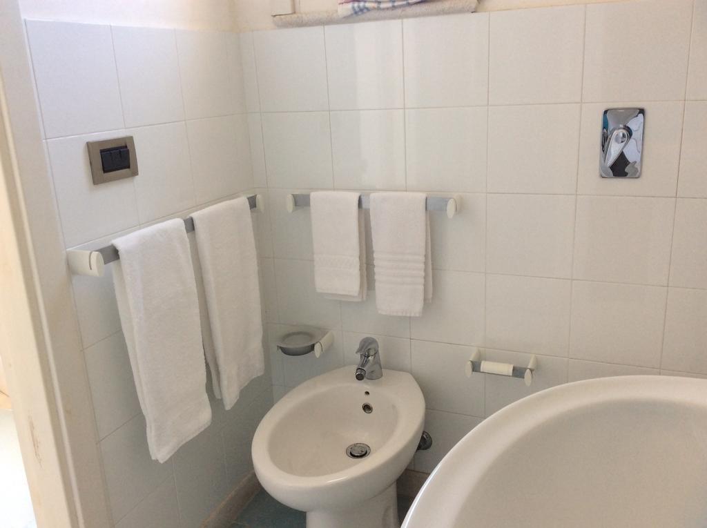Dimora Tipica Vista Mare Lejlighed Marettimo Værelse billede